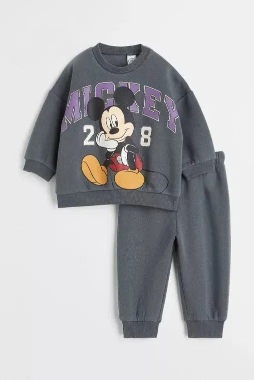 2-Piece Cartoon Sweatshirt and Pants Tracksuit Set for Children Multivariant