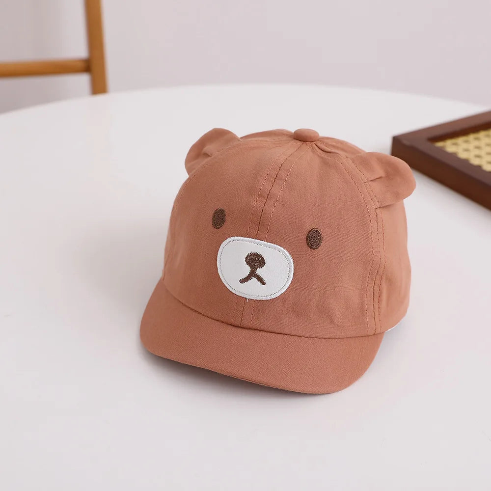 Summer cap with fun animals for children multivariant